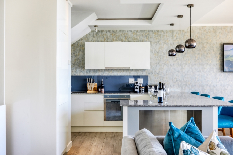 To Let 6 Bedroom Property for Rent in Camps Bay Western Cape